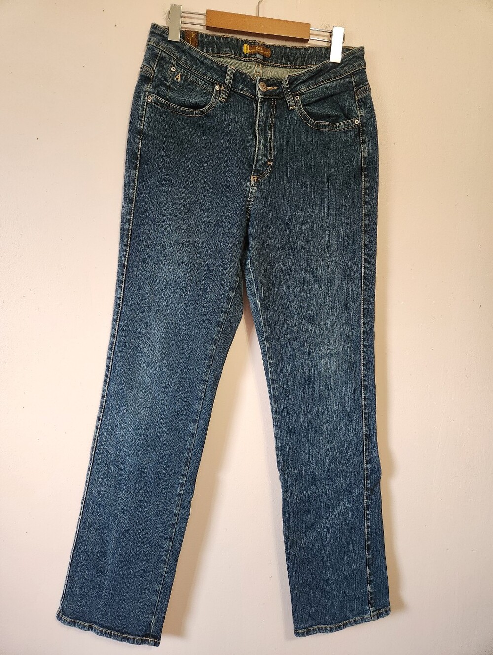 Wrangler Aura Y2K Western Straight Leg Jeans Medium Wash Regular Rise 29x33 Boho